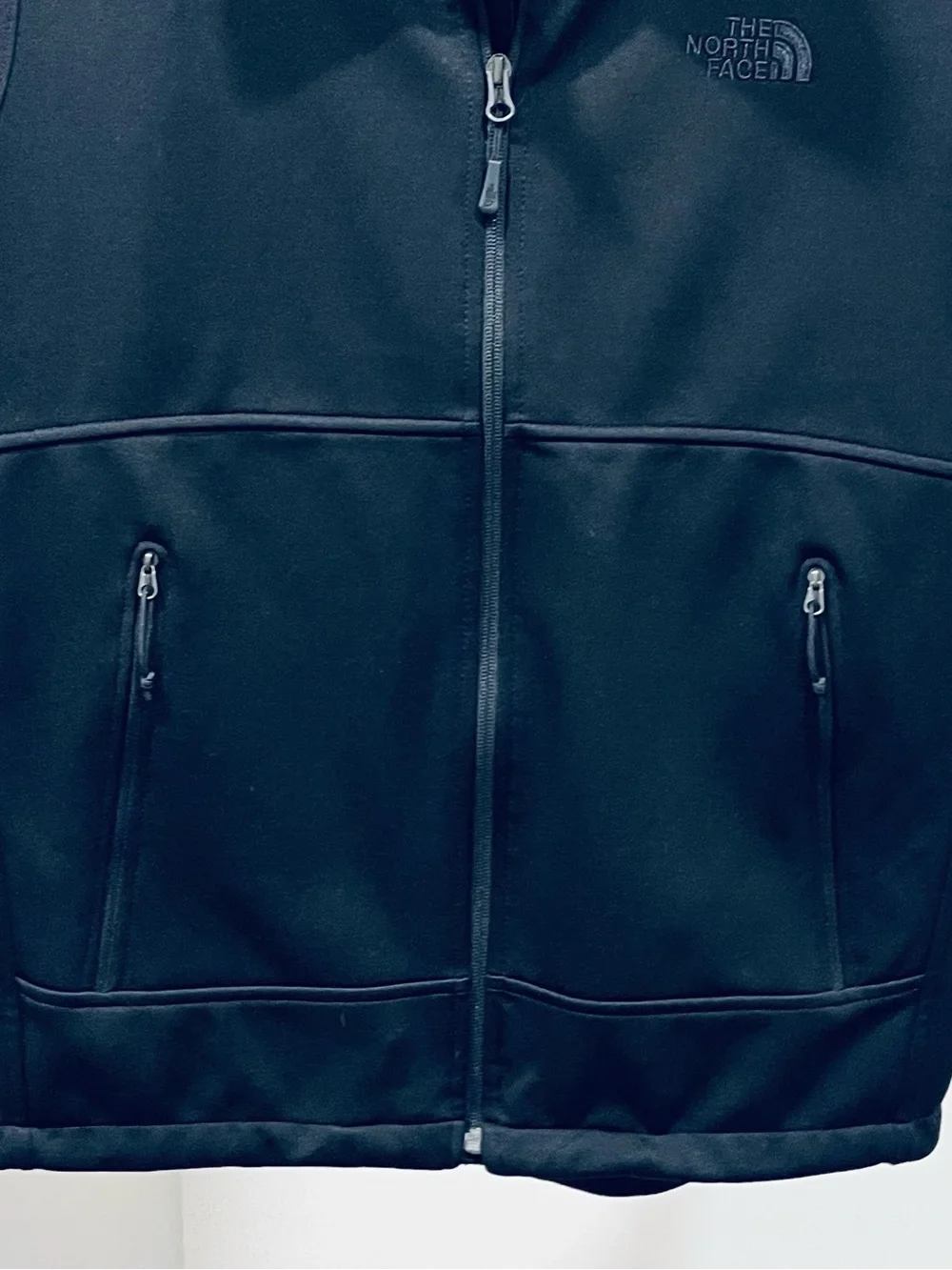 North Face Men’s Windwall Vest EUC